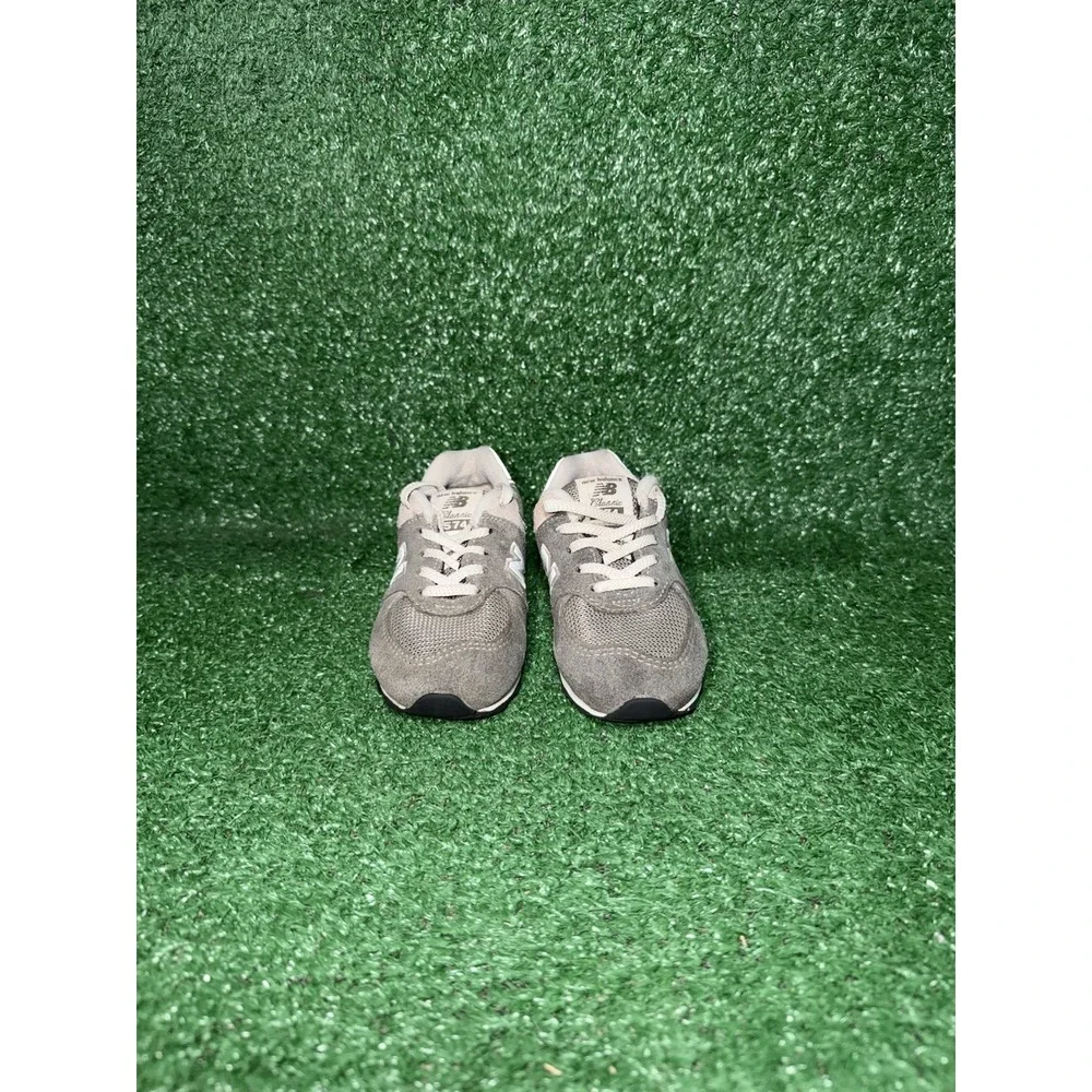 New Balance 574 Toddler Size 8C Grey Walking Shoes Slip On Comfort Sneakers